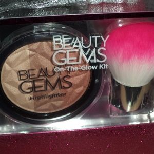Beauty Gems Dusting powder highlighter